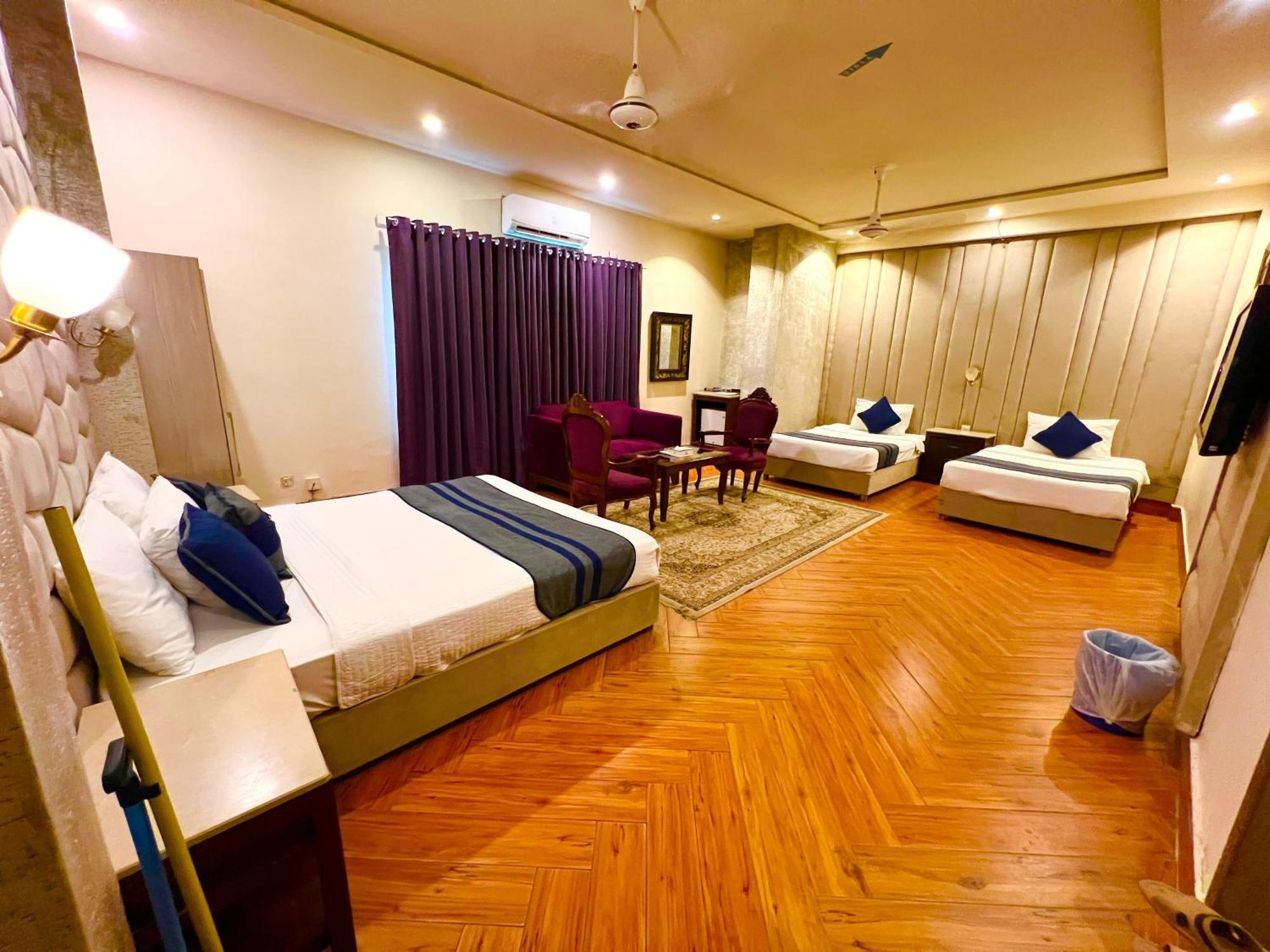 Shelton Guest House Islamabad Exterior photo