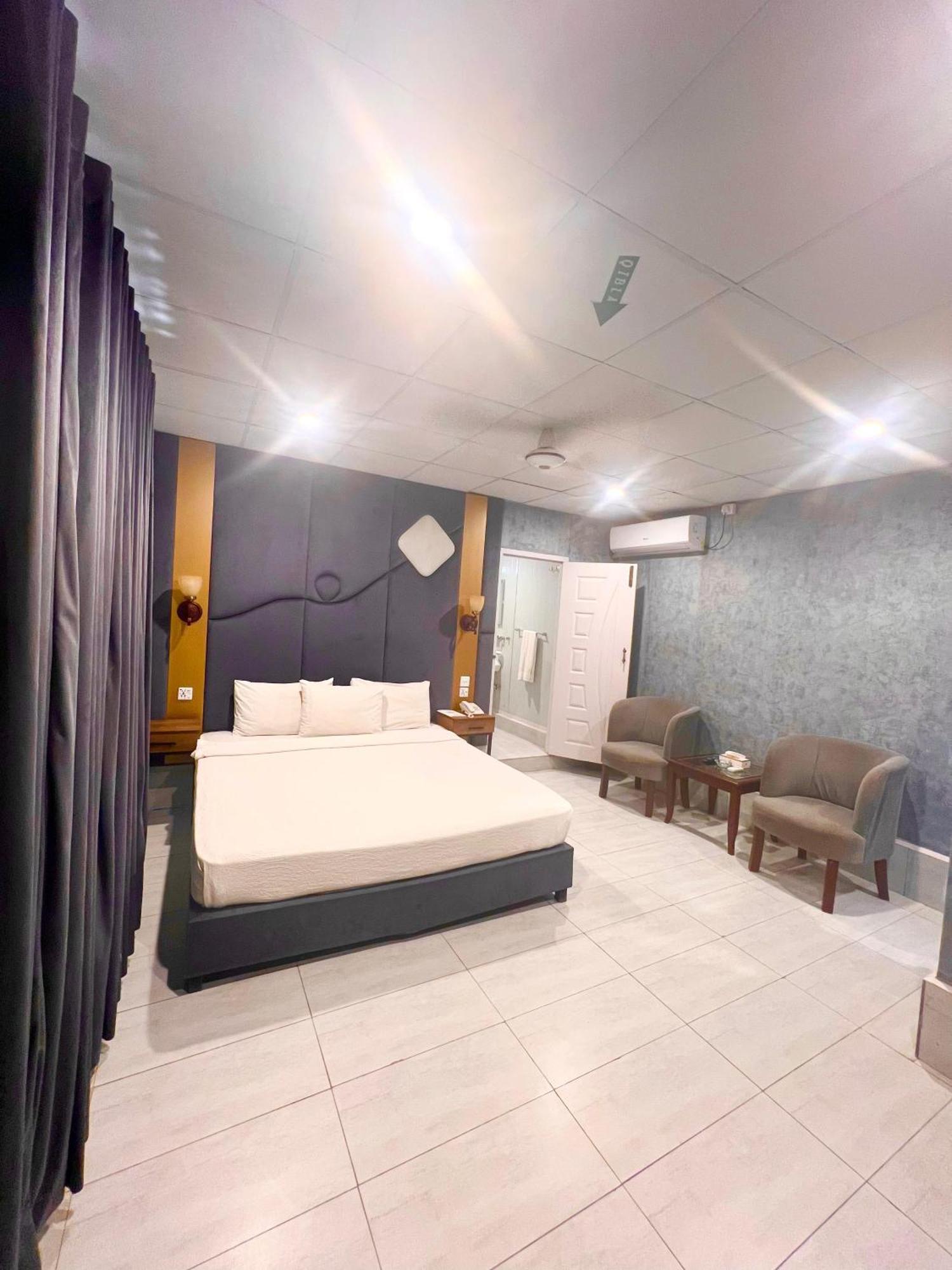 Shelton Guest House Islamabad Exterior photo